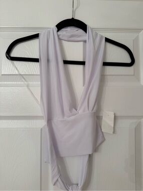 SABORA White Halter Crop Top
